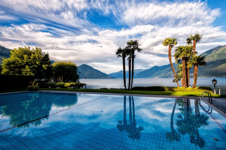 Next door Relax - für diese Pools mit Aussicht braucht man keine lange Anreise. Hier die Top-Adressen mit Panorama-Pool, Infinity-Pool oder Ladies-Spa!