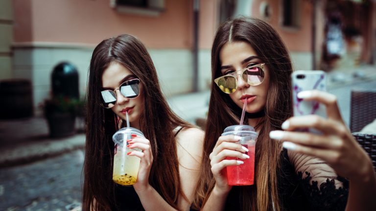 selfies, selbstwahrnehmung, nasen-op, social media, instagram, facebook
