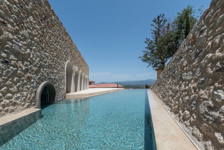 Pool mit grandioser Aussicht