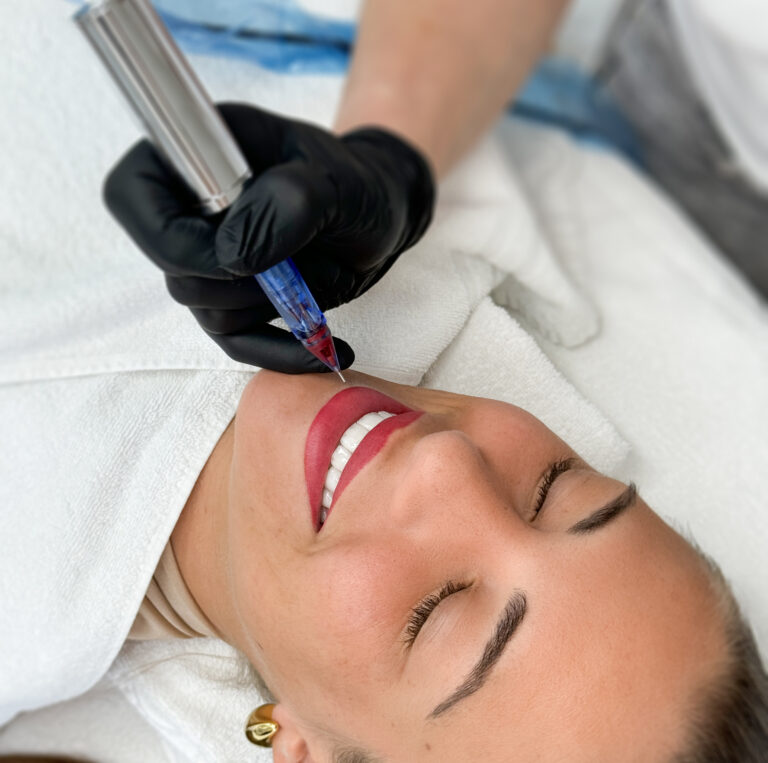 Permanent Make-up mit Long-Time-Liner
